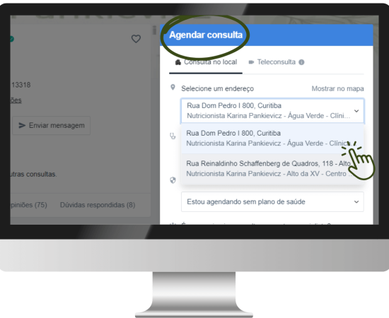 Captura de tela de uma interface de agendamento online com um pop-up aberto exibindo a opção "Agendar consulta" em destaque, e a mão de um cursor indicando a seleção de um endereço de consulta de nutricionista em Curitiba.